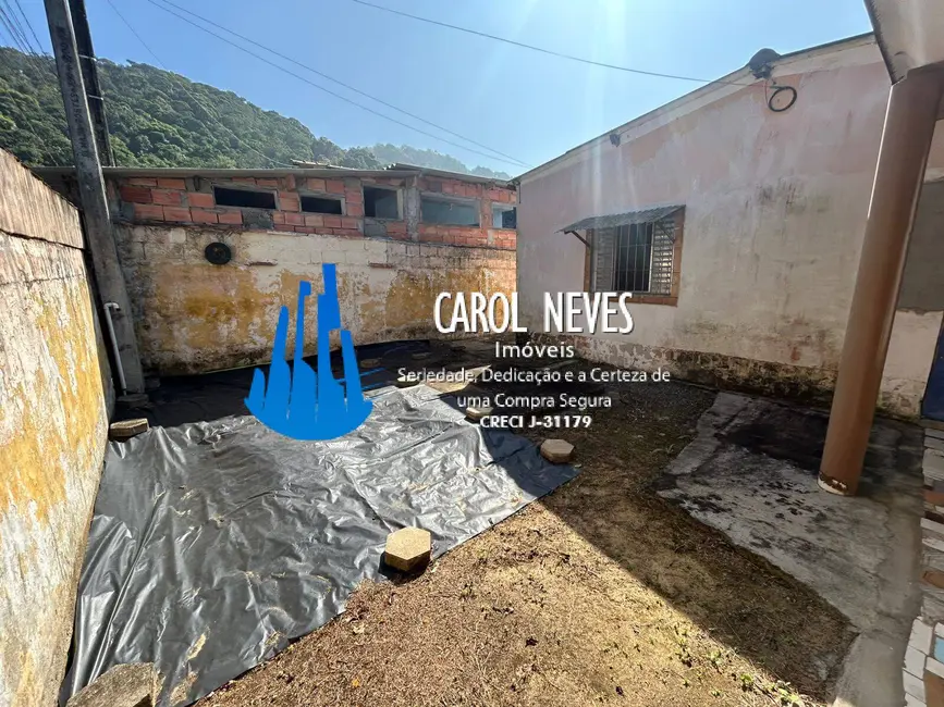 Foto 6 de Casa com 2 quartos à venda, 85m2 em Mongagua - SP