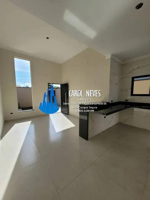 Foto 5 de Casa com 2 quartos à venda, 63m2 em Itanhaem - SP