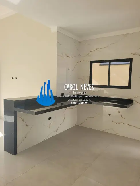 Foto 8 de Casa com 2 quartos à venda, 63m2 em Itanhaem - SP