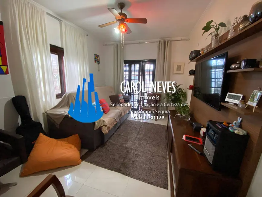 Foto 3 de Casa com 2 quartos à venda, 80m2 em Mongagua - SP