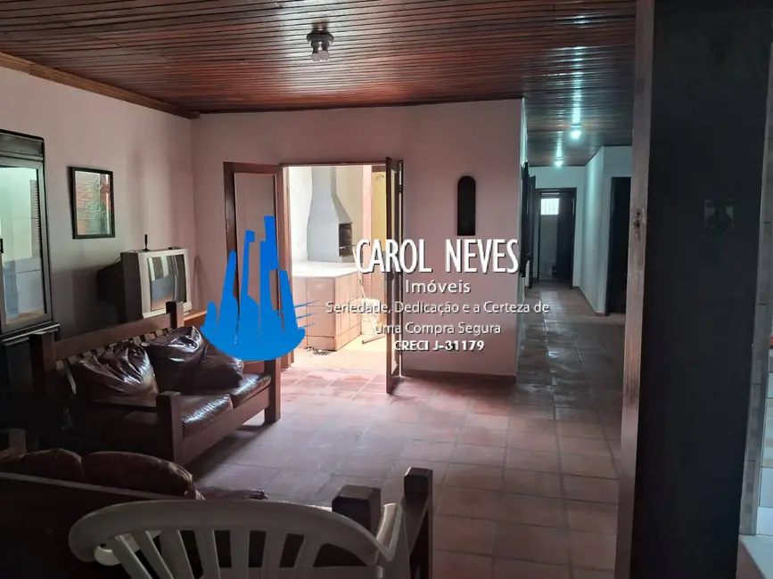 Casa com 3 quartos à venda e para alugar, 200m2 em Mongagua - SP - imagem 8 Foto 8 de Casa com 3 quartos à venda e para alugar, 200m2 em Mongagua - SP