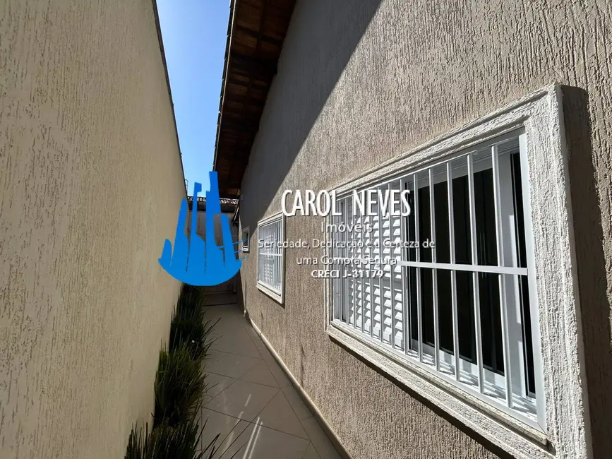 Foto 9 de Casa com 3 quartos à venda, 190m2 em Itanhaem - SP