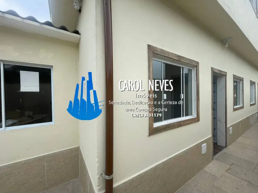 Foto 2 de Casa com 2 quartos à venda, 78m2 em Itanhaem - SP