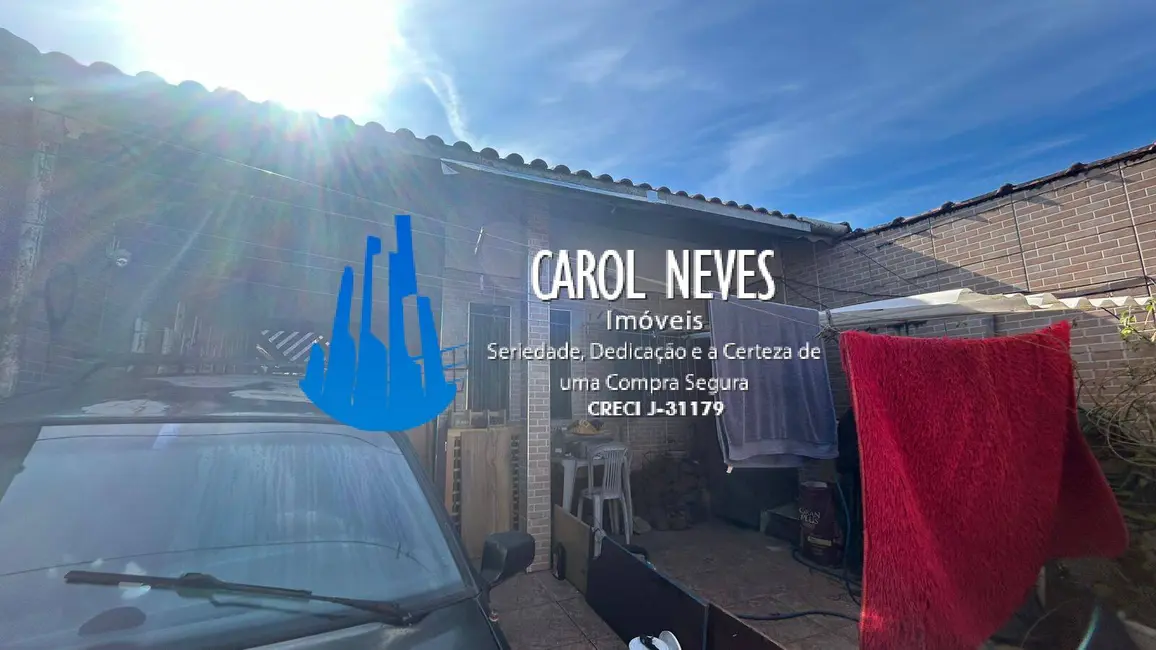 Foto 1 de Casa com 2 quartos à venda, 100m2 em Mongagua - SP