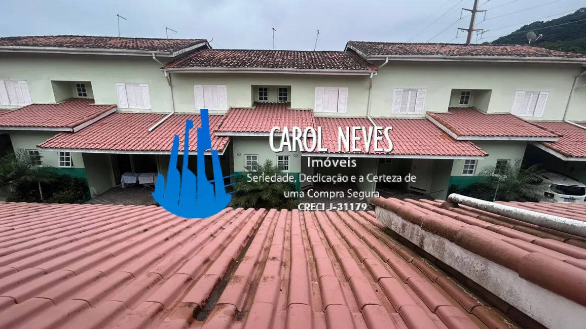 Foto 2 de Casa com 2 quartos à venda, 80m2 em Mongagua - SP