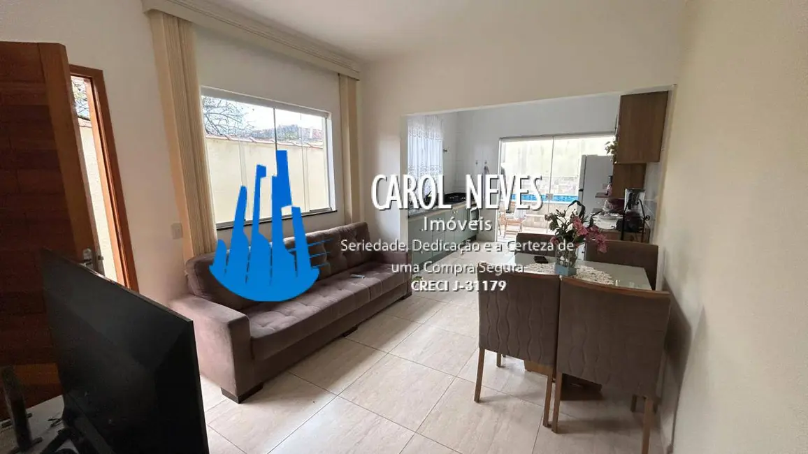 Foto 6 de Casa com 2 quartos à venda, 63m2 em Mongagua - SP