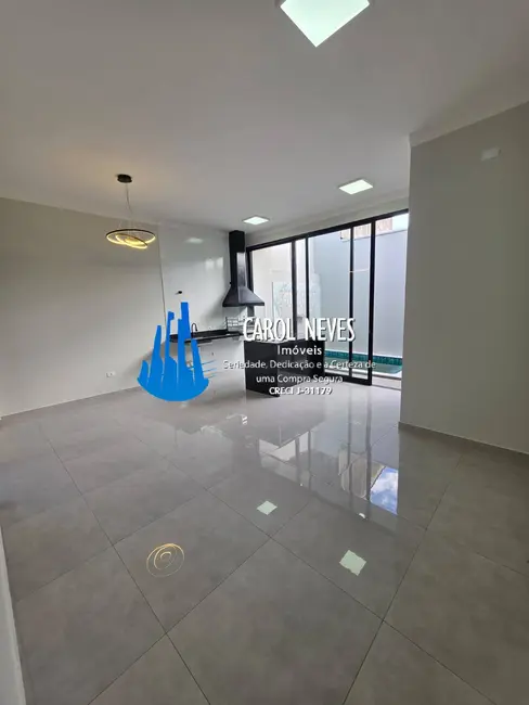 Foto 6 de Casa com 2 quartos à venda, 75m2 em Mongagua - SP