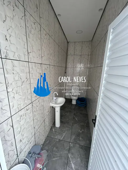 Foto 6 de Casa com 2 quartos à venda, 210m2 em Mongagua - SP