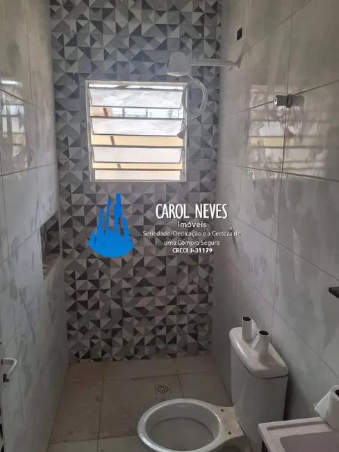 Foto 8 de Casa com 2 quartos à venda, 121m2 em Mongagua - SP