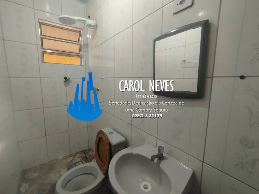 Casa com 4 quartos para alugar, 138m2 em Centro, Mongagua - SP - imagem 6 Foto 6 de Casa com 4 quartos para alugar, 138m2 em Centro, Mongagua - SP