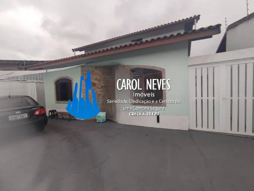 Foto 2 de Casa com 3 quartos à venda, 192m2 em Itanhaem - SP