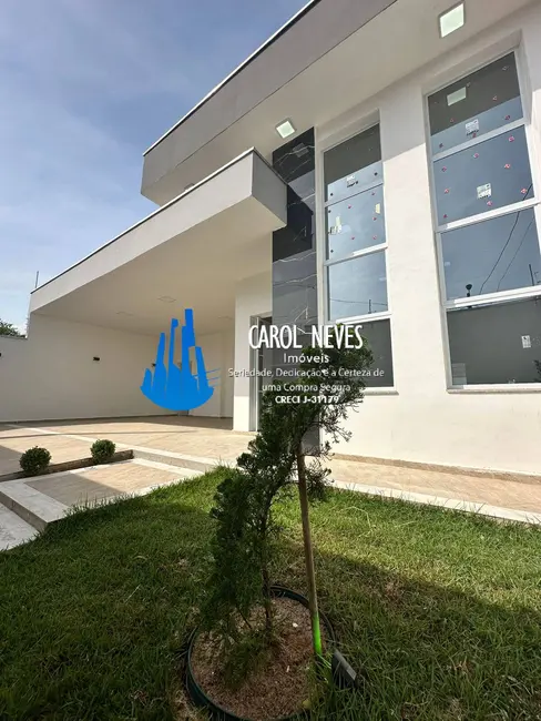 Foto 2 de Casa com 3 quartos à venda, 140m2 em Itanhaem - SP