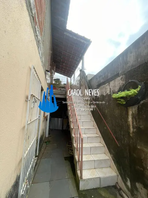 Foto 4 de Casa com 4 quartos à venda, 42m2 em Mongagua - SP