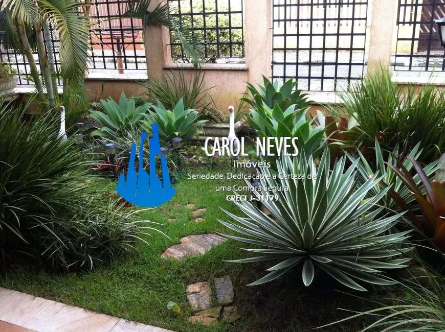 Foto 5 de Sobrado com 7 quartos à venda, 293m2 em Mongagua - SP