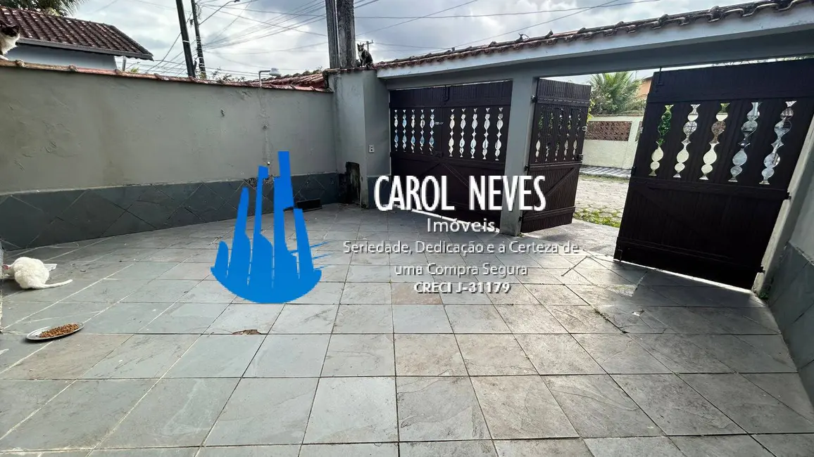 Foto 2 de Casa com 2 quartos à venda, 77m2 em Mongagua - SP