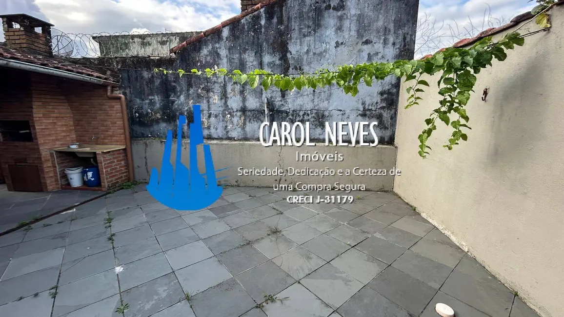 Foto 9 de Casa com 2 quartos à venda, 77m2 em Mongagua - SP