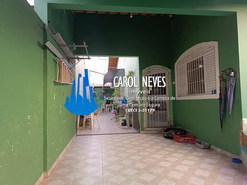 Foto 2 de Casa com 2 quartos à venda, 75m2 em Mongagua - SP