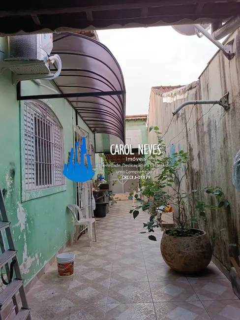 Foto 4 de Casa com 2 quartos à venda, 75m2 em Mongagua - SP