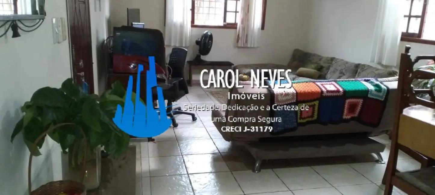 Foto 4 de Casa com 3 quartos à venda, 135m2 em Maracanã, Praia Grande - SP