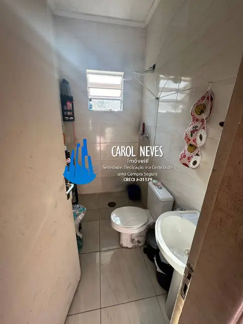 Foto 4 de Casa com 2 quartos à venda, 75m2 em Mongagua - SP