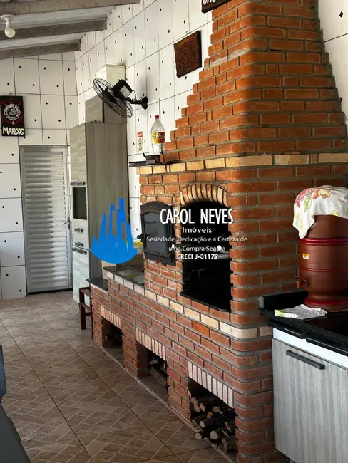 Chácara com 4 quartos à venda, 301m2 em Jardim Oásis, Itanhaem - SP - imagem 9 Foto 9 de Chácara com 4 quartos à venda, 301m2 em Jardim Oásis, Itanhaem - SP