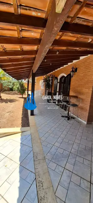 Foto 2 de Sobrado com 6 quartos para alugar, 349m2 em Peruibe - SP