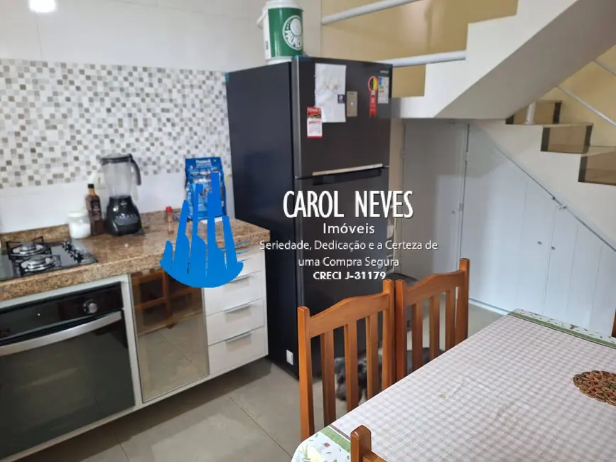 Foto 8 de Casa com 2 quartos para alugar, 75m2 em Peruibe - SP