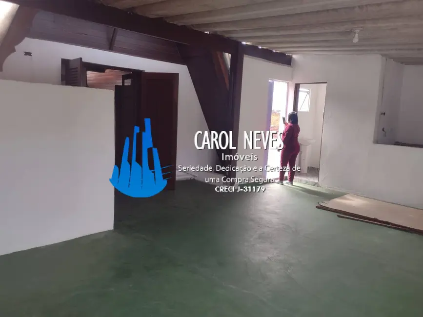 Sobrado com 3 quartos à venda, 275m2 em Itanhaem - SP - imagem 6 Foto 6 de Sobrado com 3 quartos à venda, 275m2 em Itanhaem - SP
