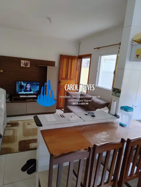 Sobrado com 2 quartos à venda, 60m2 em Itanhaem - SP - imagem 3 Foto 3 de Sobrado com 2 quartos à venda, 60m2 em Itanhaem - SP