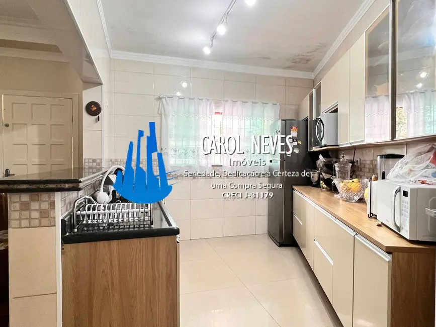 Casa com 3 quartos à venda, 180m2 em Caiçara, Praia Grande - SP - imagem 5 Foto 5 de Casa com 3 quartos à venda, 180m2 em Caiçara, Praia Grande - SP