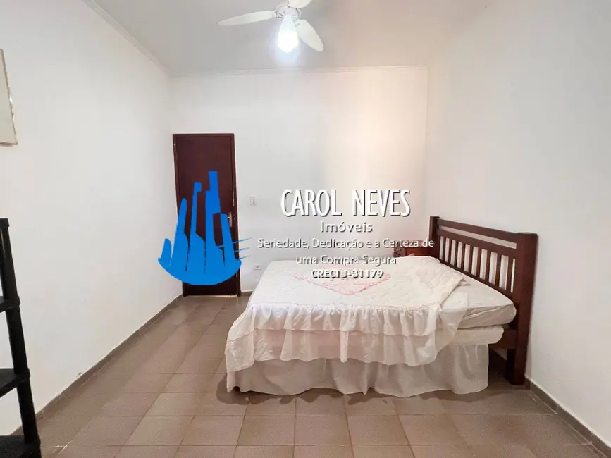 Casa com 2 quartos à venda, 210m2 em Maracanã, Praia Grande - SP - imagem 8 Foto 8 de Casa com 2 quartos à venda, 210m2 em Maracanã, Praia Grande - SP