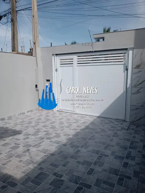 Foto 2 de Casa com 2 quartos à venda, 65m2 em Itanhaem - SP