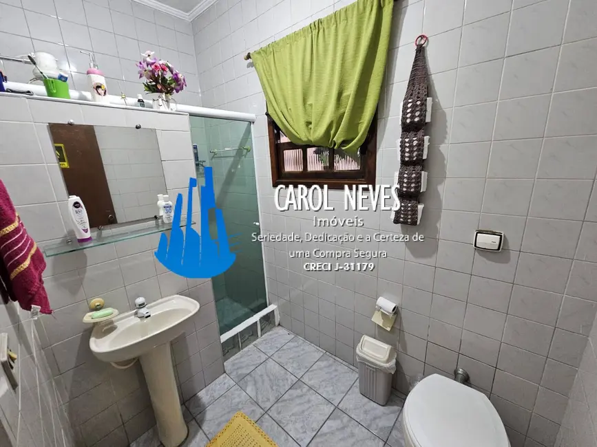 Foto 5 de Casa com 2 quartos à venda, 128m2 em Mongagua - SP