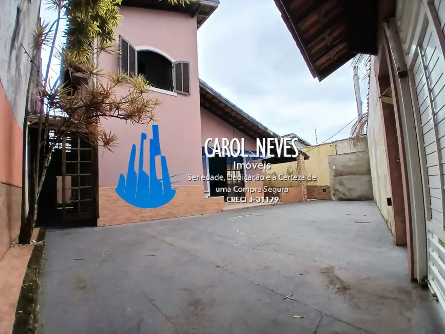 Foto 2 de Sobrado com 3 quartos à venda, 250m2 em Agenor de Campos, Mongagua - SP