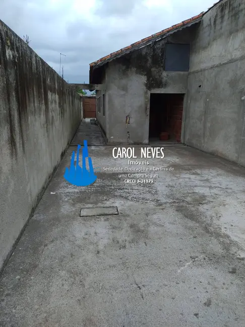 Foto 3 de Casa com 2 quartos à venda, 188m2 em Mongagua - SP