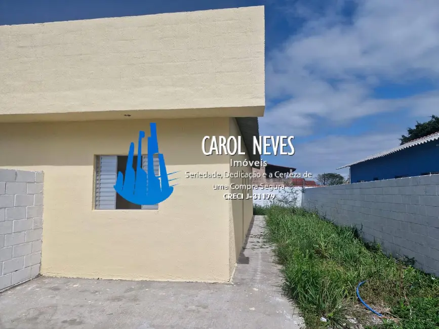Foto 2 de Casa com 2 quartos à venda, 132m2 em Itanhaem - SP