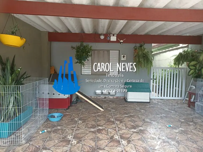 Foto 2 de Casa com 2 quartos à venda, 86m2 em Mongagua - SP