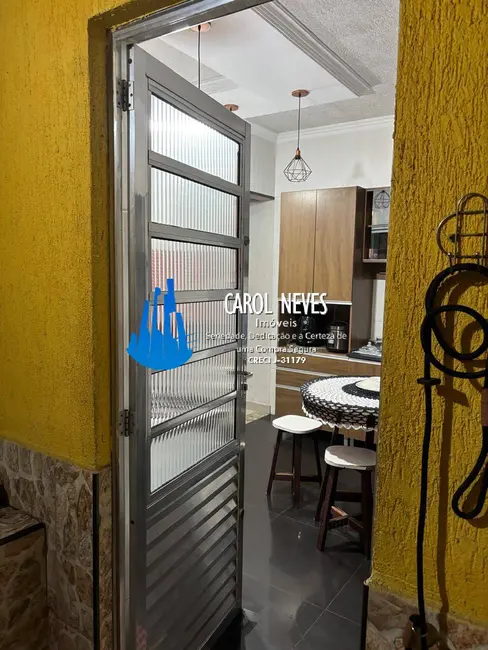 Foto 9 de Casa com 2 quartos à venda, 44m2 em Mongagua - SP