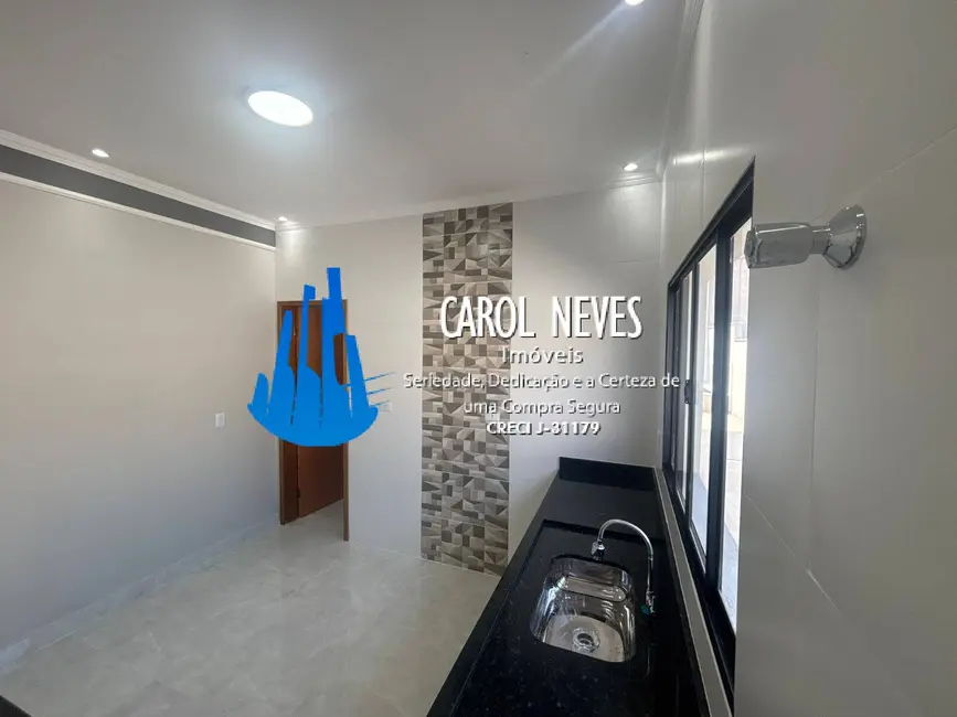 Foto 9 de Casa com 2 quartos à venda, 73m2 em Itanhaem - SP