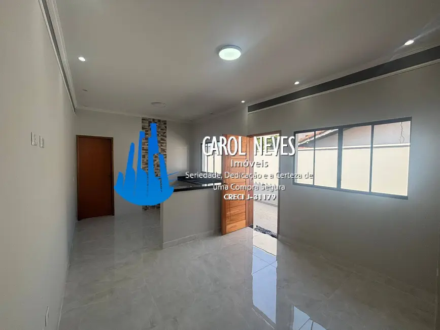 Foto 7 de Casa com 2 quartos à venda, 73m2 em Itanhaem - SP