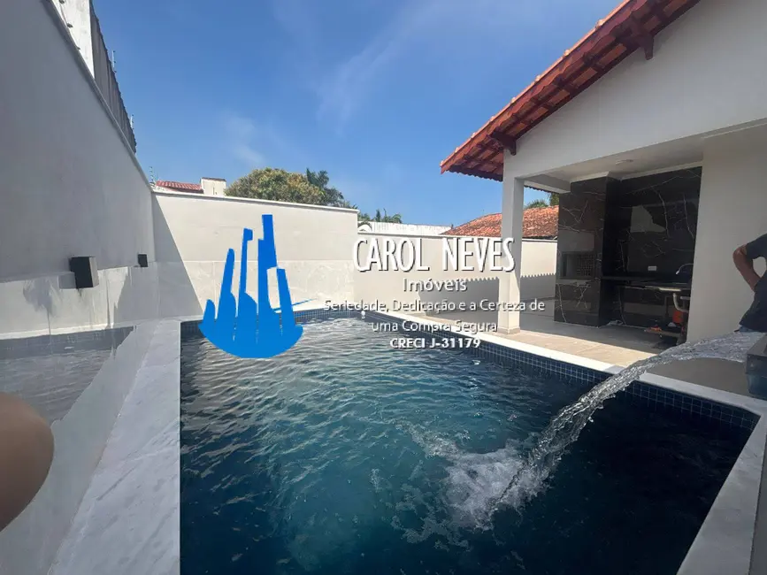 Foto 2 de Casa com 2 quartos à venda, 73m2 em Itanhaem - SP