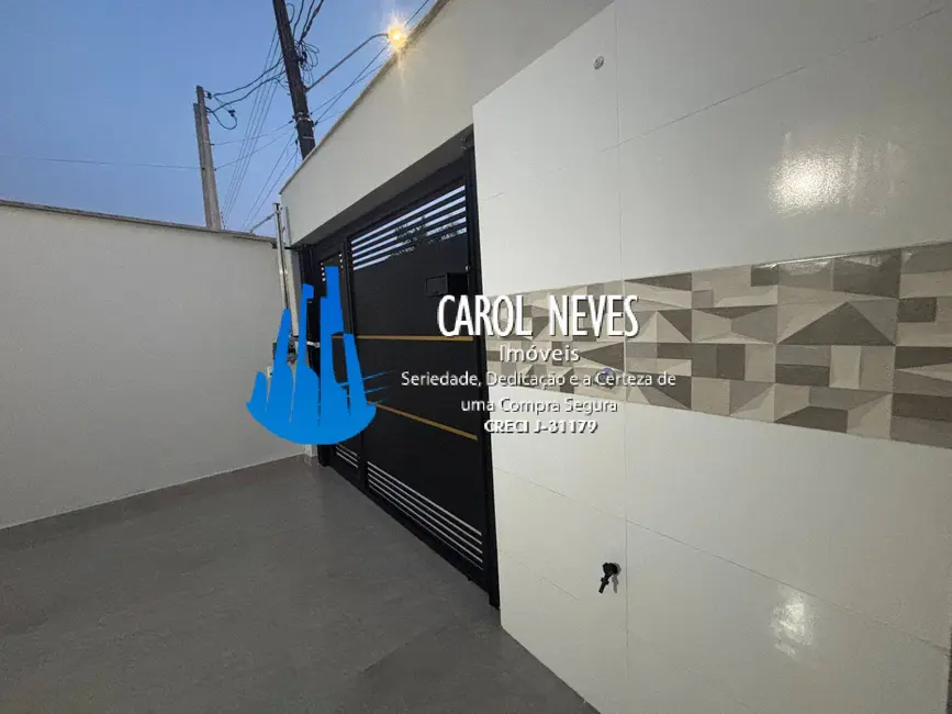 Foto 2 de Casa com 3 quartos à venda, 72m2 em Itanhaem - SP