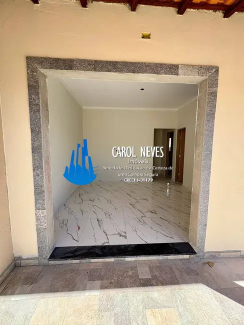 Foto 9 de Casa com 2 quartos à venda, 65m2 em Itanhaem - SP