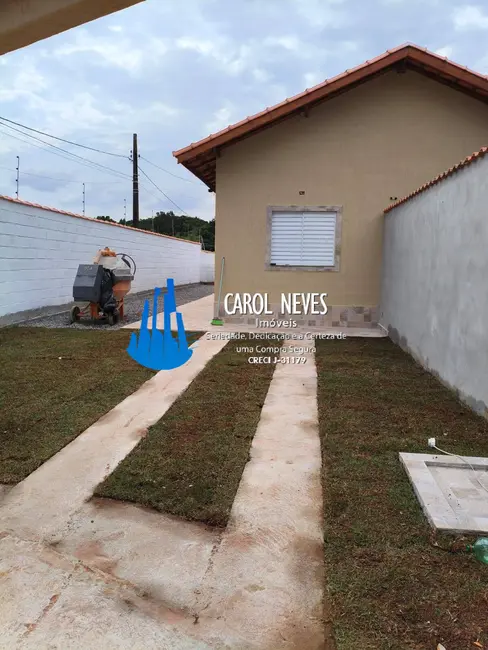 Foto 2 de Casa com 2 quartos à venda, 49m2 em Itanhaem - SP