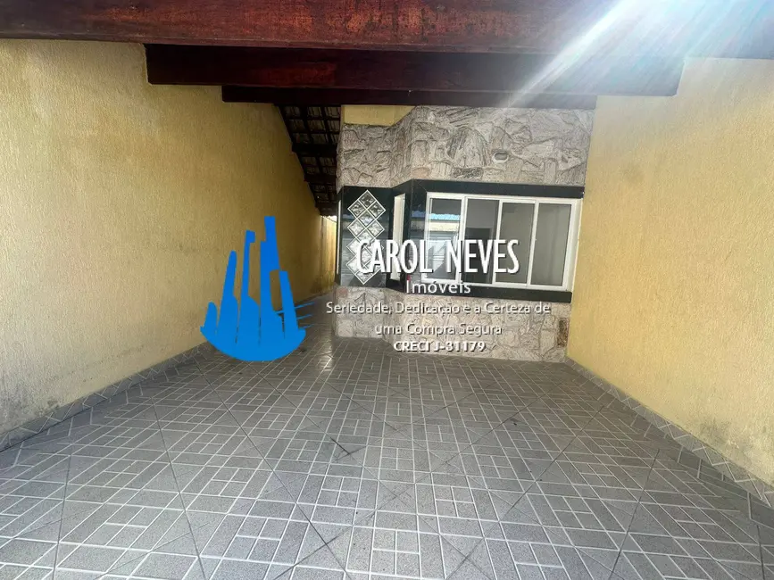 Foto 2 de Casa com 2 quartos à venda, 62m2 em Itanhaem - SP