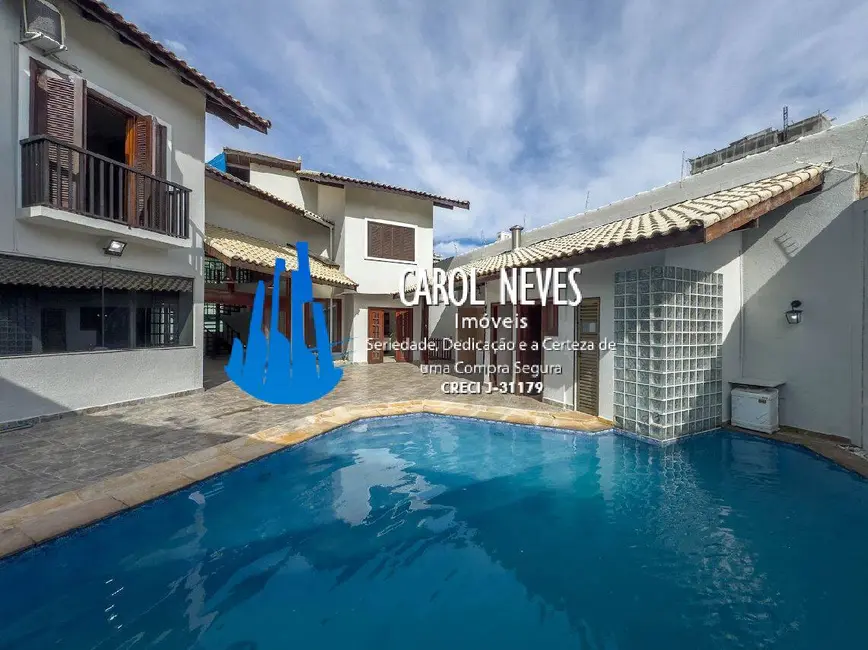 Casa com 5 quartos à venda, 492m2 em Canto do Forte, Praia Grande - SP - imagem 3 Foto 3 de Casa com 5 quartos à venda, 492m2 em Canto do Forte, Praia Grande - SP