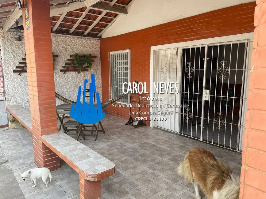 Casa com 4 quartos à venda e para alugar, 137m2 em Mongagua - SP - imagem 3 Foto 3 de Casa com 4 quartos à venda e para alugar, 137m2 em Mongagua - SP