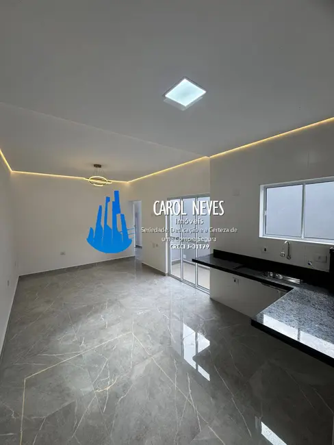 Foto 4 de Casa com 3 quartos à venda, 105m2 em Mongagua - SP