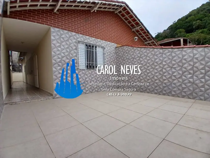 Foto 4 de Casa com 2 quartos à venda, 75m2 em Mongagua - SP