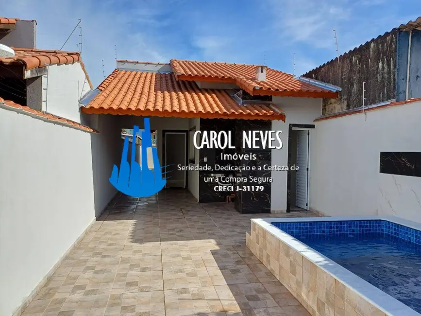 Foto 2 de Casa com 2 quartos à venda, 72m2 em Itanhaem - SP